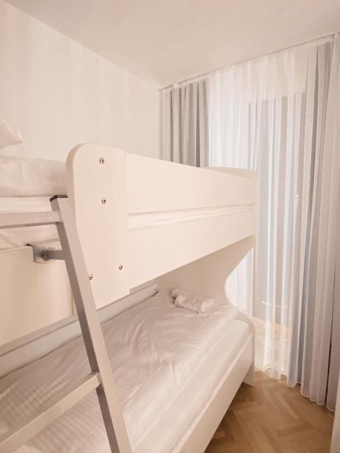 Diamond Apartment Prishtina 2 Prishtine Bagian luar foto